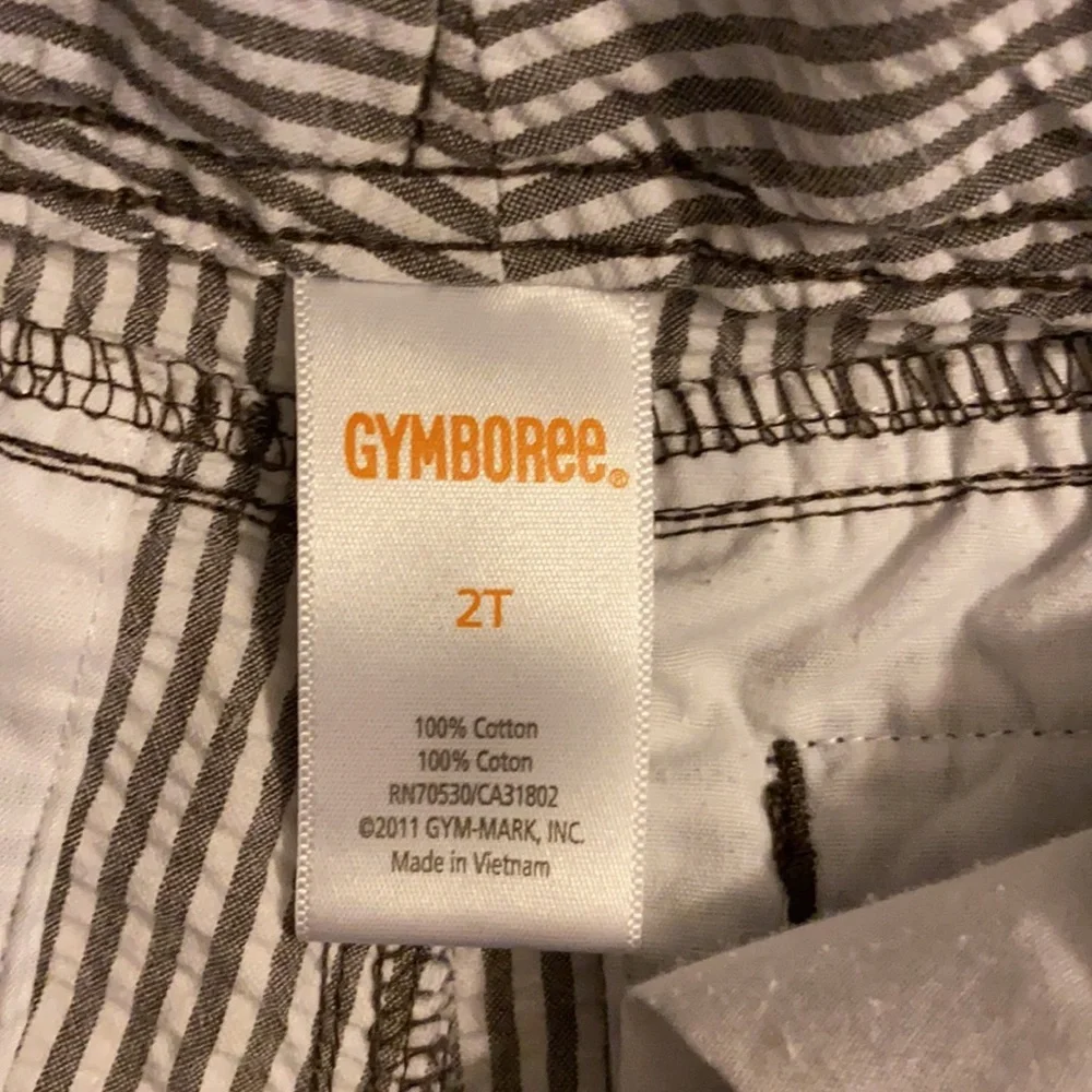 Gymboree Gray White Cotton Seersucker Shorts with Elastic Waist Size 2T